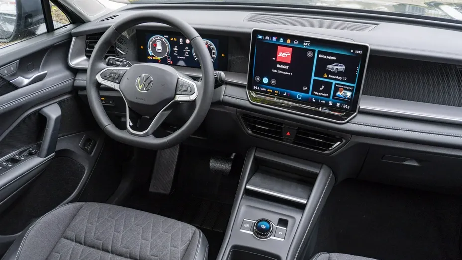 VOLKSWAGEN Tayron -