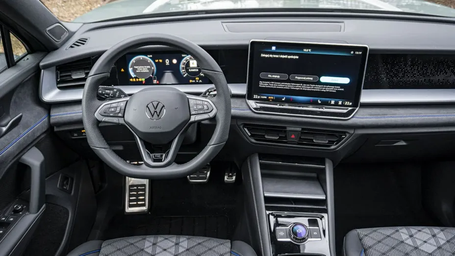 VOLKSWAGEN Tayron -