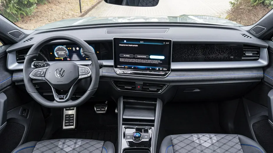 VOLKSWAGEN Tayron -