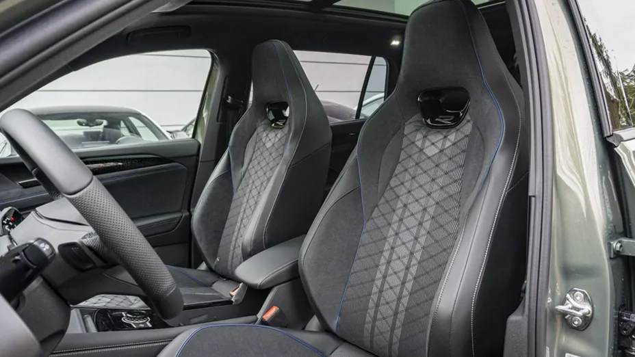 VOLKSWAGEN Tayron -