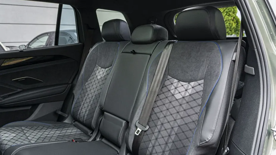 VOLKSWAGEN Tayron -