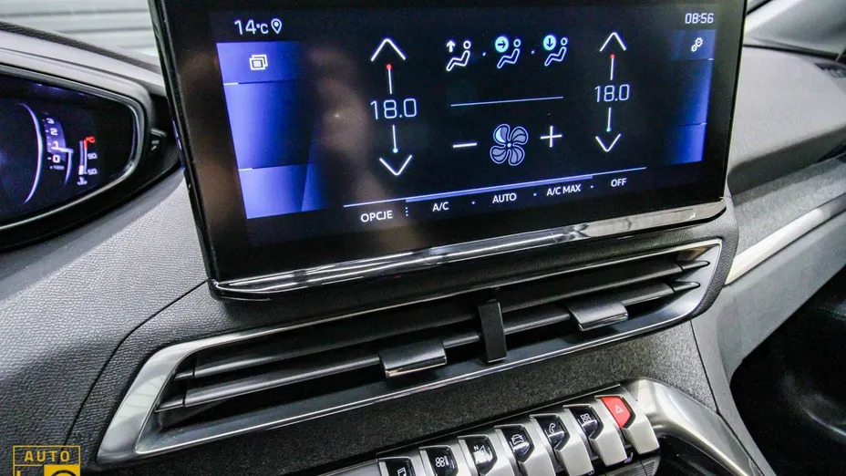 PEUGEOT 3008 -