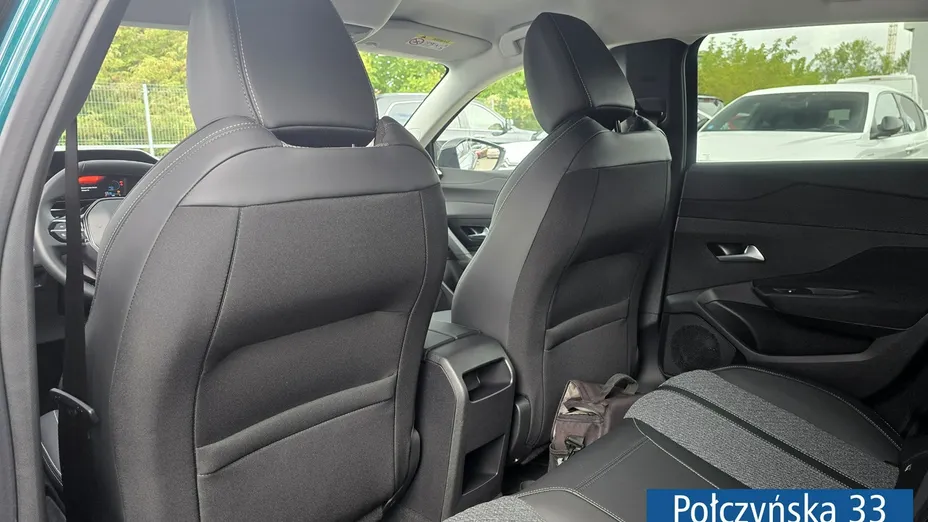 PEUGEOT 308 -