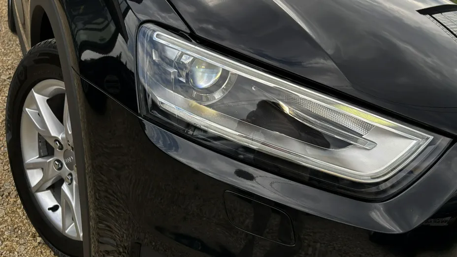 AUDI Q3 -