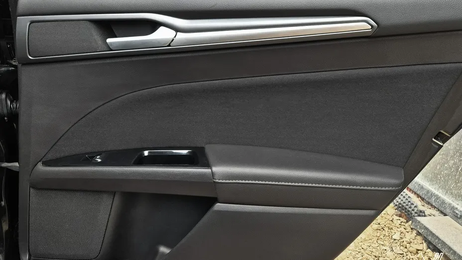 FORD Mondeo -
