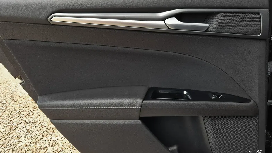 FORD Mondeo -