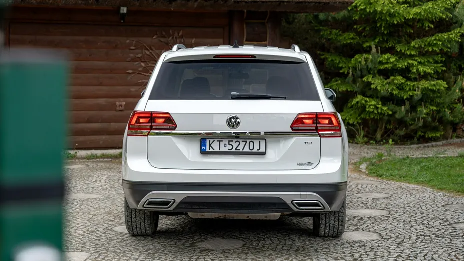 VOLKSWAGEN Atlas -