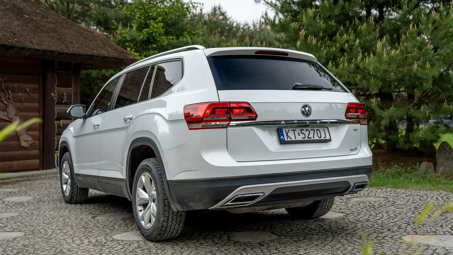 VOLKSWAGEN Atlas -