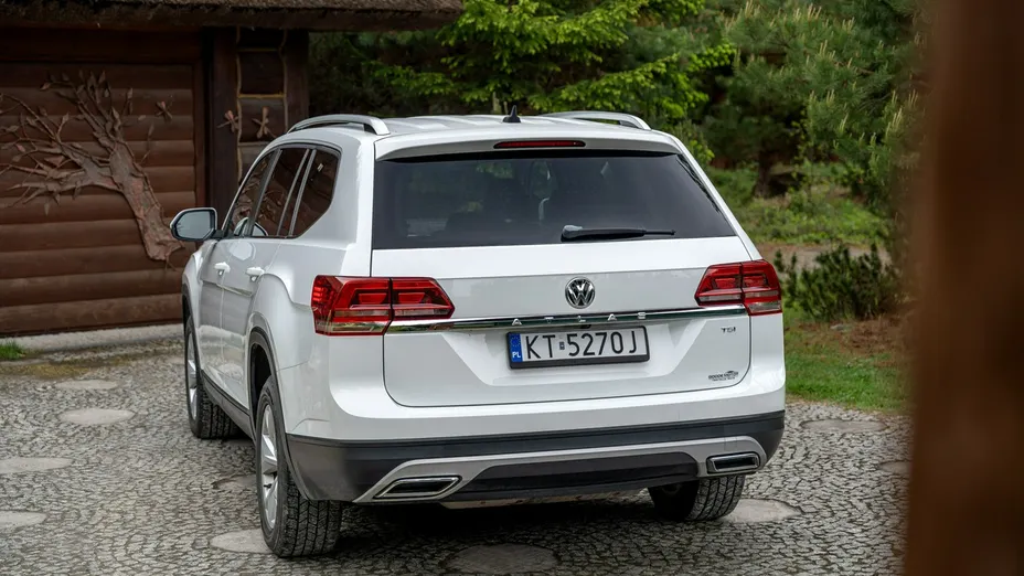 VOLKSWAGEN Atlas -
