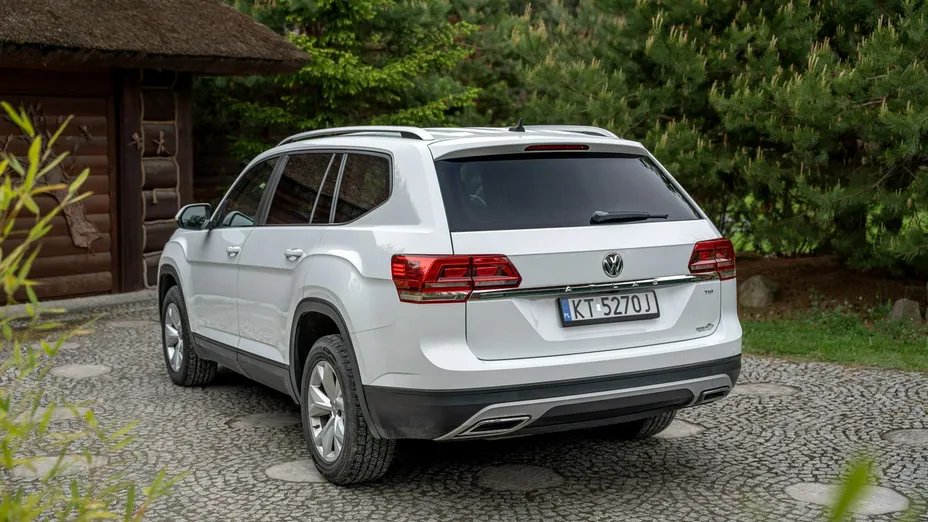 VOLKSWAGEN Atlas -