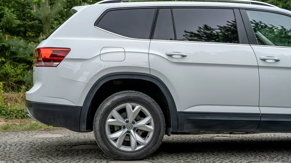 VOLKSWAGEN Atlas -