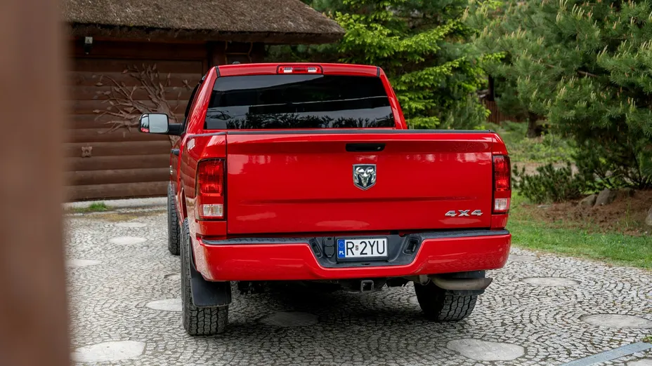 RAM 1500 -