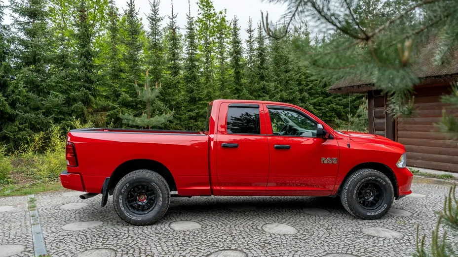 RAM 1500 -