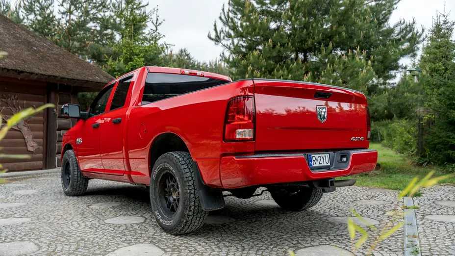 RAM 1500 -