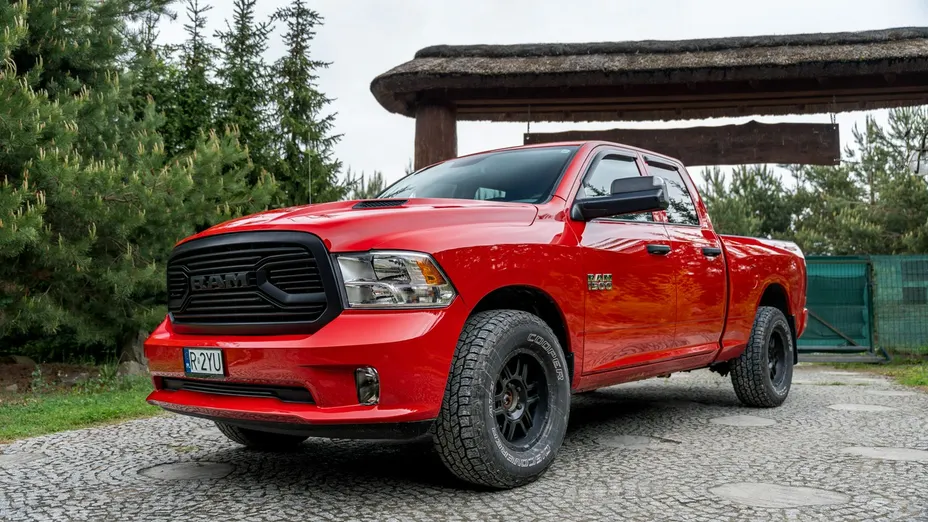 RAM 1500 -