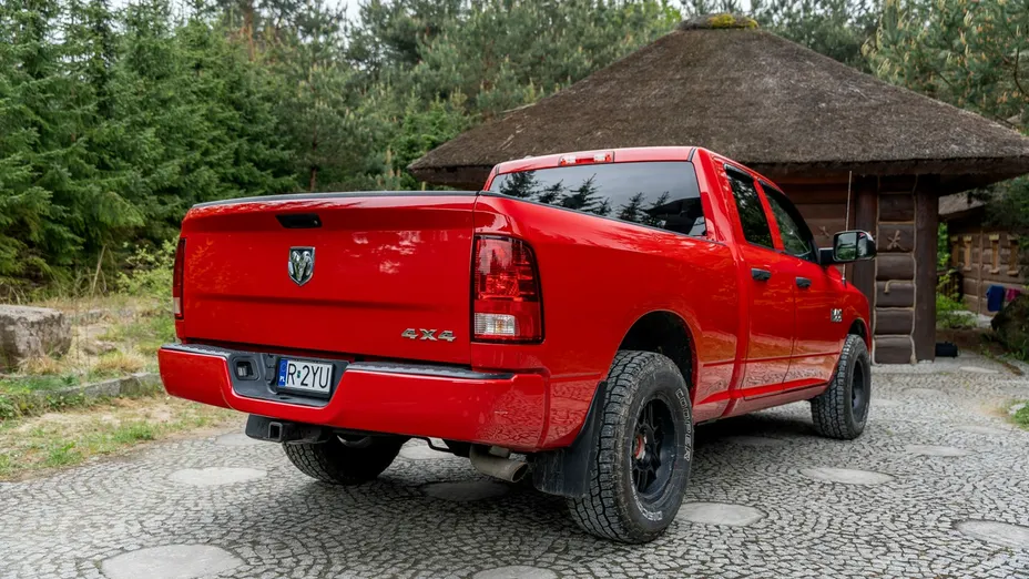 RAM 1500 -