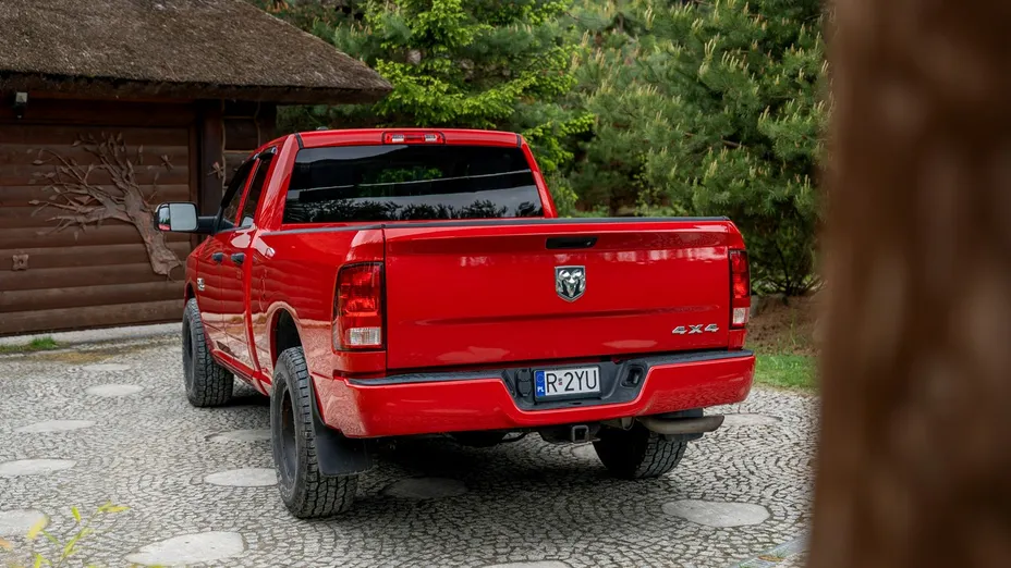 RAM 1500 -