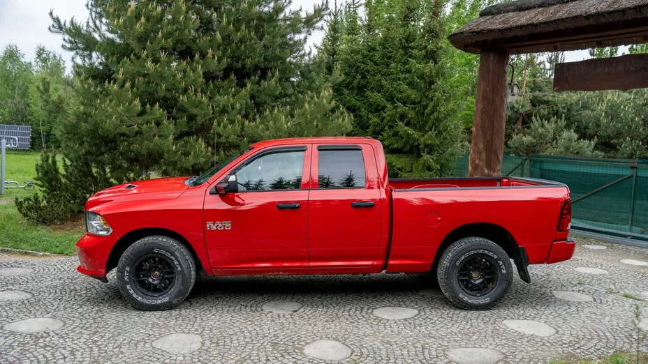 RAM 1500 -