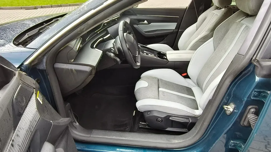 PEUGEOT 508 -
