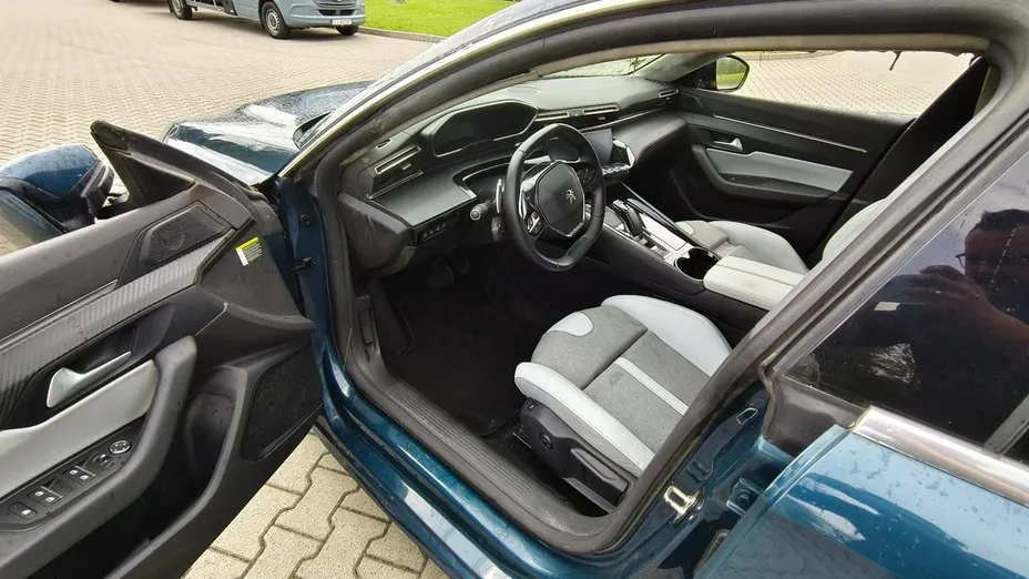 PEUGEOT 508 -