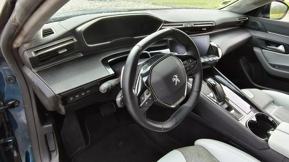PEUGEOT 508 -