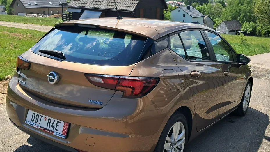 OPEL Astra -