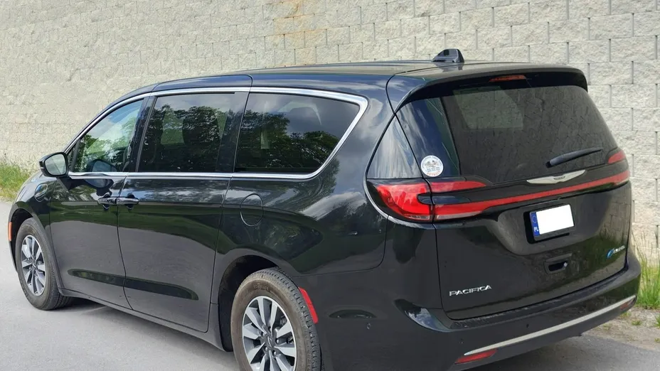 CHRYSLER Pacifica -