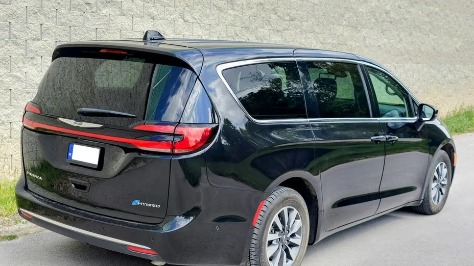 CHRYSLER Pacifica -
