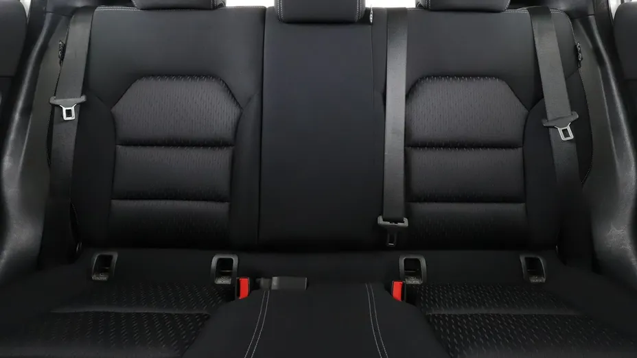 INFINITI Q30 -
