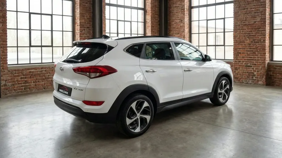 HYUNDAI Tucson -