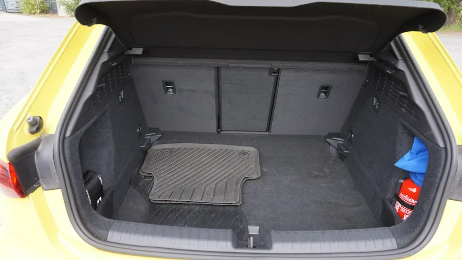 AUDI A3 -