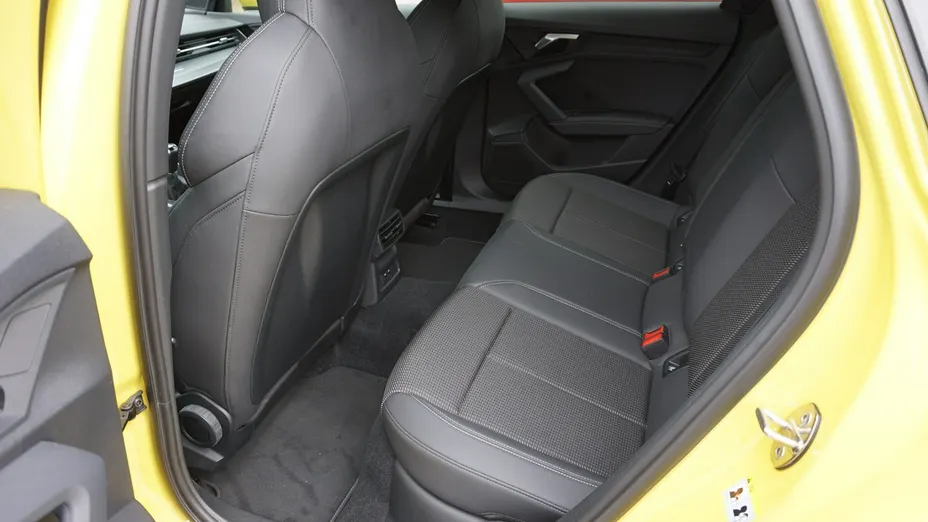 AUDI A3 -