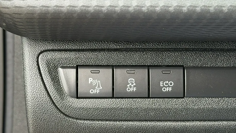 PEUGEOT 2008 -
