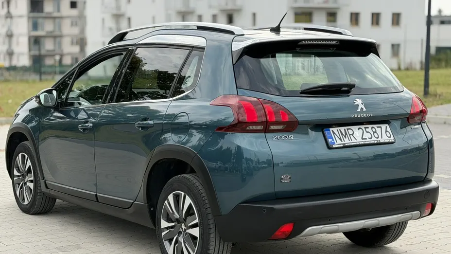 PEUGEOT 2008 -