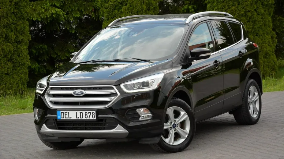 FORD Kuga -