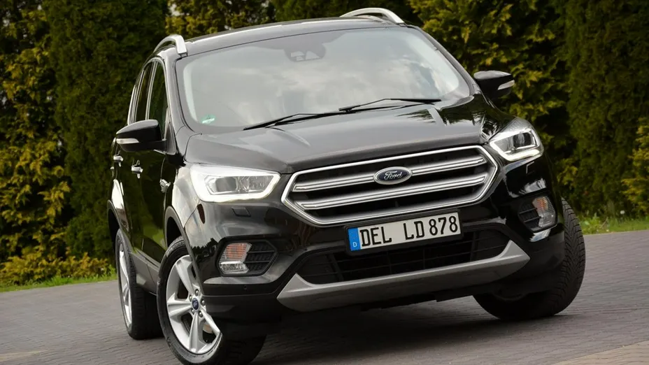 FORD Kuga -