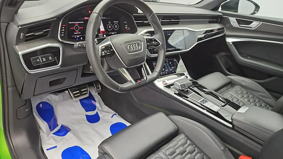 AUDI RS6 Avant -