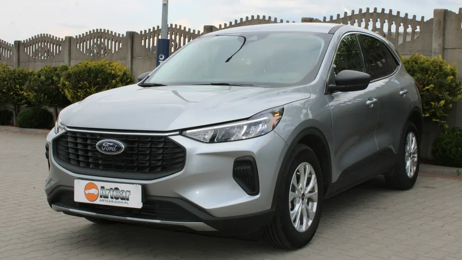 FORD Escape -