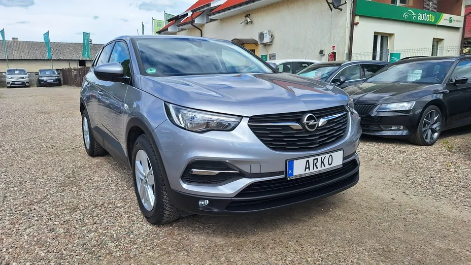 OPEL Grandland X -