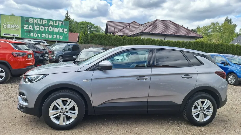 OPEL Grandland X -
