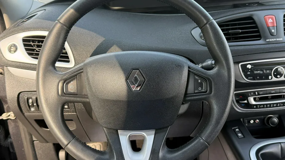 RENAULT Grand Scenic -