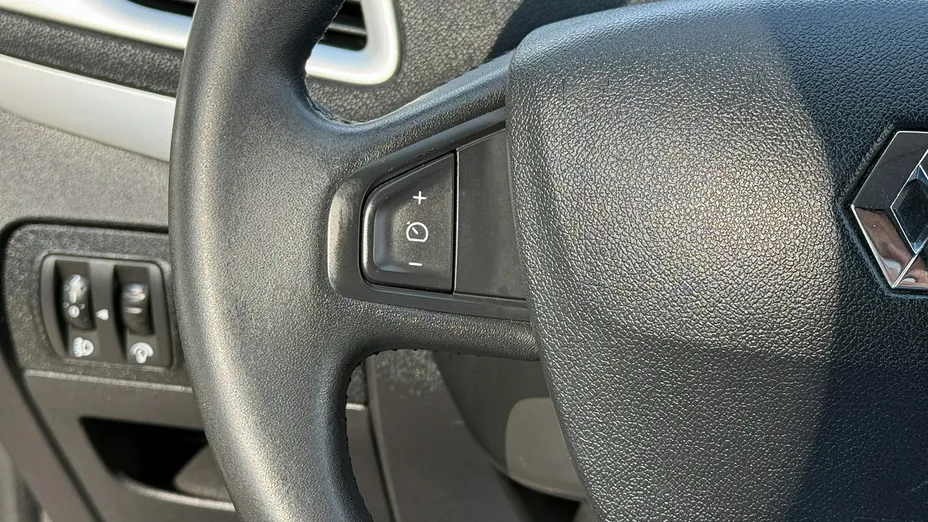 RENAULT Grand Scenic -