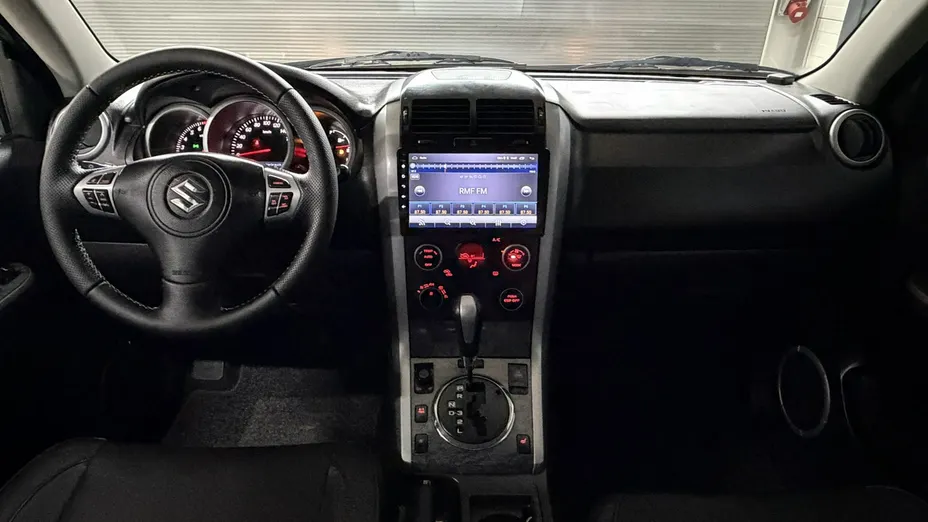 SUZUKI Grand Vitara -