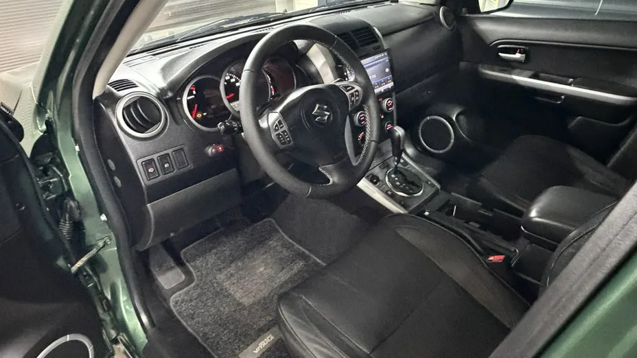 SUZUKI Grand Vitara -