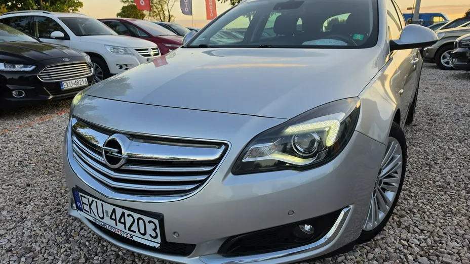 OPEL Insignia -