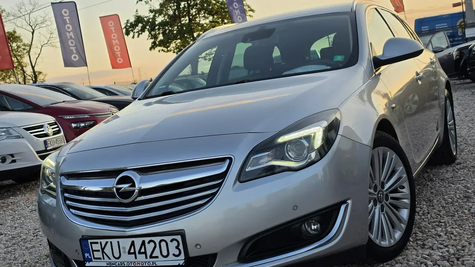 OPEL Insignia -