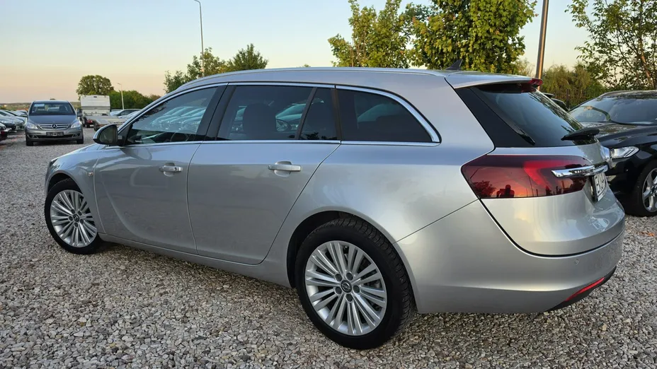 OPEL Insignia -