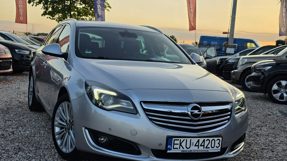 OPEL Insignia -
