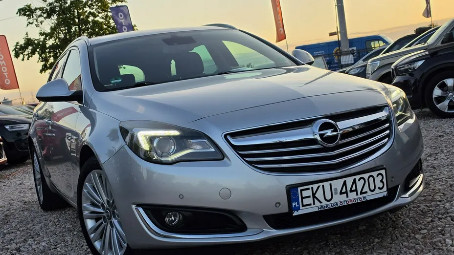 OPEL Insignia -