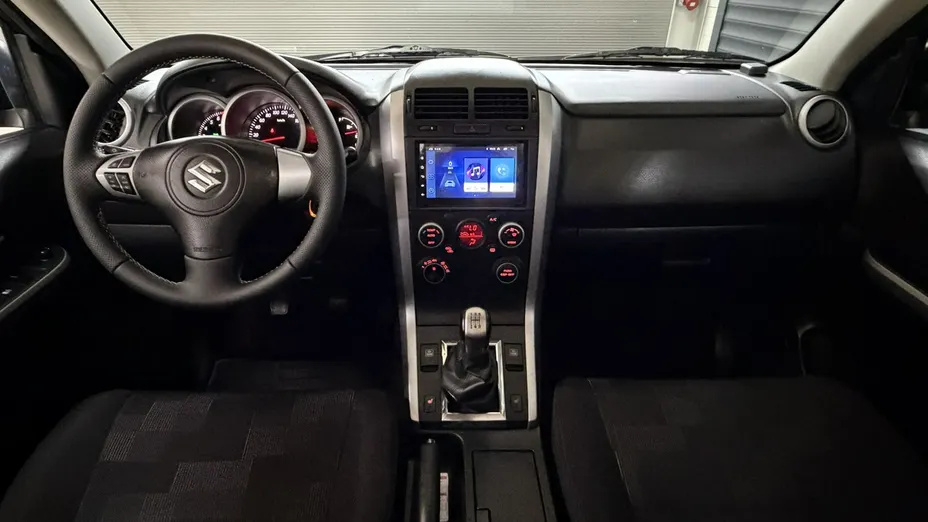 SUZUKI Grand Vitara -